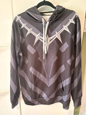 Men's Black Panther  Black & Gray Graphic Pullover Hoodie